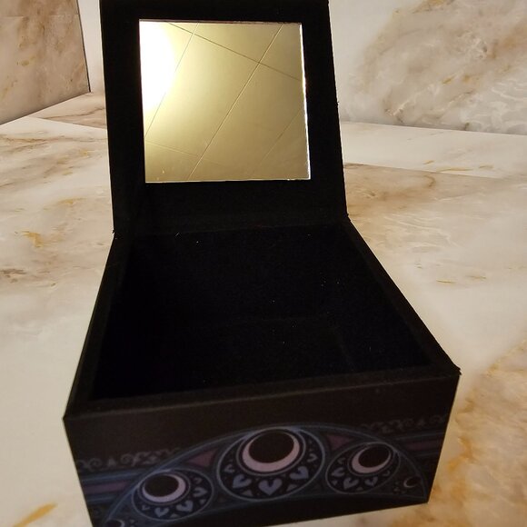 Nemesis Now, Anne Stokes Goth Fairy Trinket Box with Mirror - Picture 4 of 9